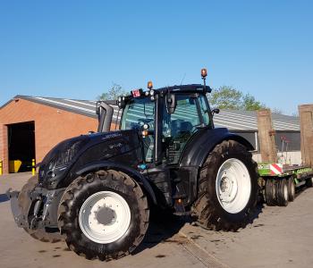 nieuwe Valtra T214